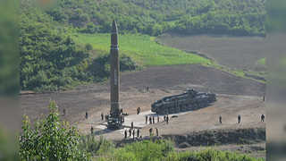 북 "ICBM 화성-14형 발사 성공…세계 어느 곳도 핵타격 가능"