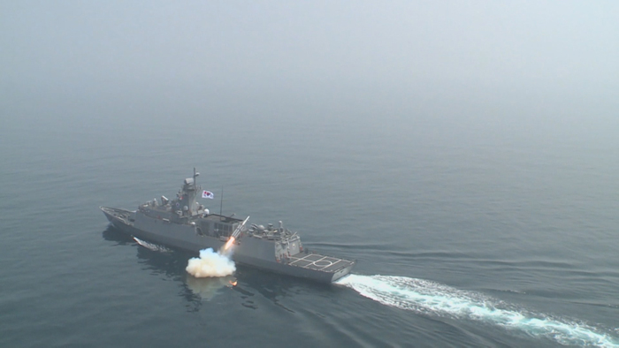 <em class='find'온라인카지노 합법 유니88벳</em '북한 응징' 함포사격 훈련…"도발시 즉각 수장"