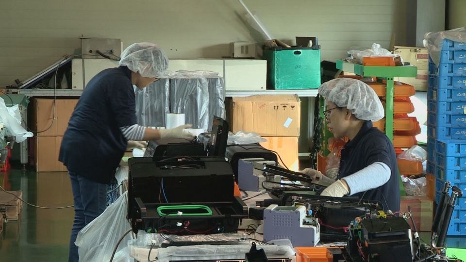 고용 안 늘리면 정부입찰 때 불리…비정규직 많아도 감점