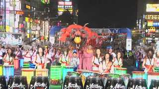 천안삼거리 세계각국 민속 춤판…흥타령춤축제 한창
