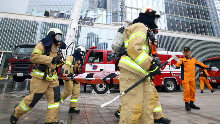 대형 마틴게일배팅 대비…도심 곳곳에서 대응 훈련 열려