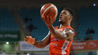 켈리의 강력한 덩크…백보드 안전한온라인카지노으로 골대 교체 外