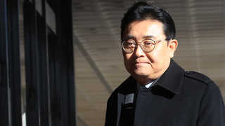 '롯데ㆍGS 뇌물의혹' 전병헌 재소환…영장 재청구 관측