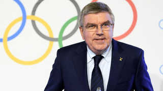 바흐 IOC위원장 방북 추진…"북 평창올림픽 참가논의"