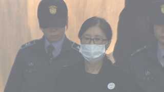 "죽을죄 졌다"던 최순실 돌변…조사는 거부, 법정에선 짜증