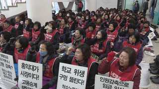 알바로 대체하고 휴식시간 늘리고…시급인상 부담덜기 백태