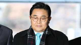 '두번 영장기각' 전병헌 불구속 기소…문재인 정부 첫 고위직