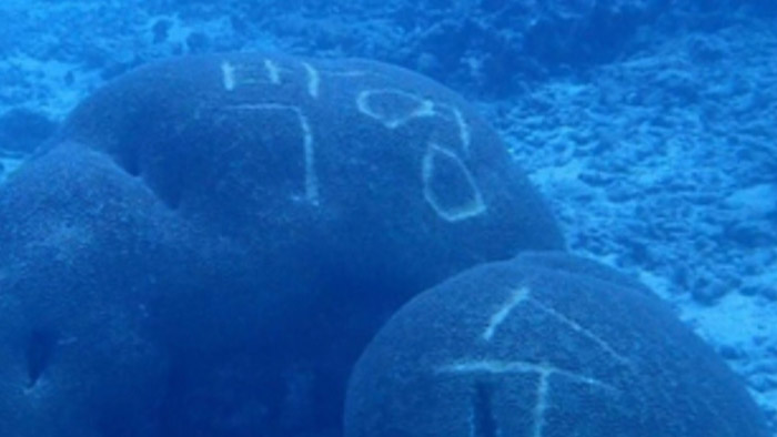 태국 해변 관광지 낙서로 몸살…한글도 빠지지 않았다