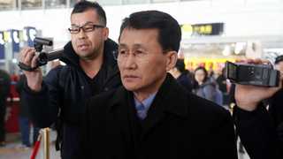 핀란드서 남북미 정상회담 사전접촉…미국통 북한 최강일 베이징서 출국