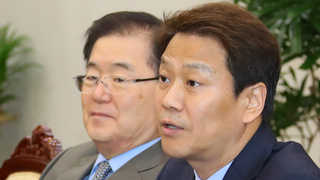 UAE에 임종석 합류…군사협정 논란 매듭지을까