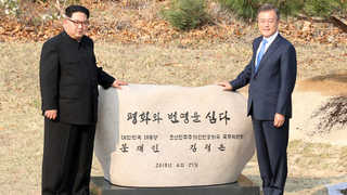 감격스런 '소떼길' 식수…잠 못이룬 개성공단 기업들