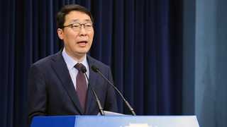 청와대 "평화협정에 중국 배제안해…종전선언은 정치적 의미"