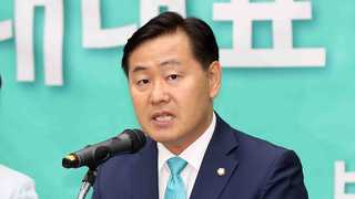 바른미래 새 원내대표에 김관영…"한국당과 합당 안돼"