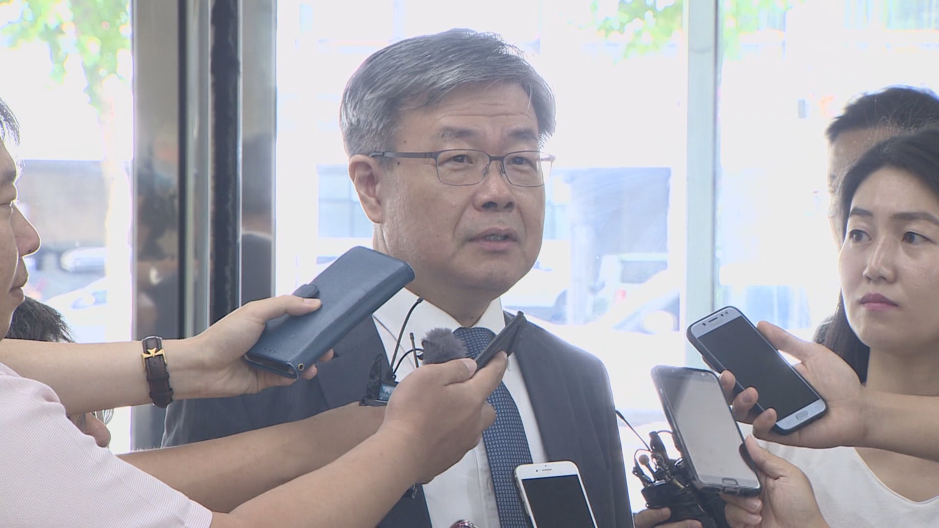 이재갑, 비상장주식 가치 급등…내부정보 이용 의혹