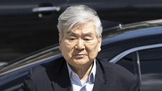 조양호, 경찰 출석…자택 경비비용 회삿돈 대납 혐의