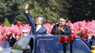 10만 평양시민 환대…열광의 카퍼레이드