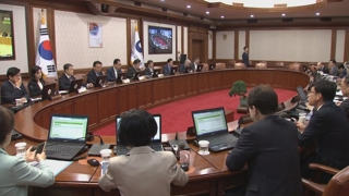 정무위서 급제동 걸린 '가짜뉴스와의 전쟁'
