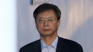 경찰 '변호사법 위반' 우병우 기소의견 검찰 송치