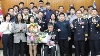 빛나는 민중의 지팡이…곳곳의 숨은 영웅들