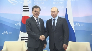 문 대통령, 싱가포르 다자외교 돌입…14일 푸틴과 회담
