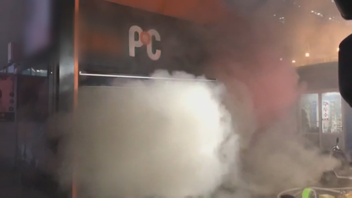 수원 <em class='find'온라인카지노 추천 1</em '사망자 0명'…PC방 매니저가 외친 한마디 250명 살려