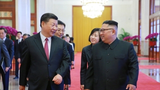 김정은 전용열차로 귀국길 올라…시진핑과 오찬 회동