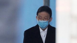 '서지현 검사 인사보복' 안태근 법정구속…징역 2년 실형