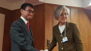 이러다 군사충돌? 최악 치닫는 한일관계