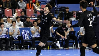 [프로온라인카지노 커뮤니티] 현대캐피탈, 라이벌 삼성화재 완파…선두 질주