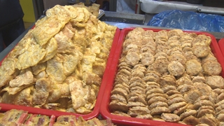 비가 와도 명절은 명절…"빈대떡 먹으러 왔어요"