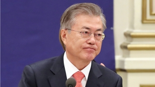 문 대통령 "자영업하는 분들에게 늘 미안한 마음"