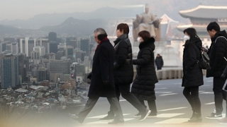 미세먼지의 습격…"입 대신 코로 숨 쉬세요"