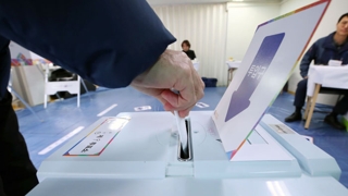 창원성산 투표율 32%…유권자 발길 이어져