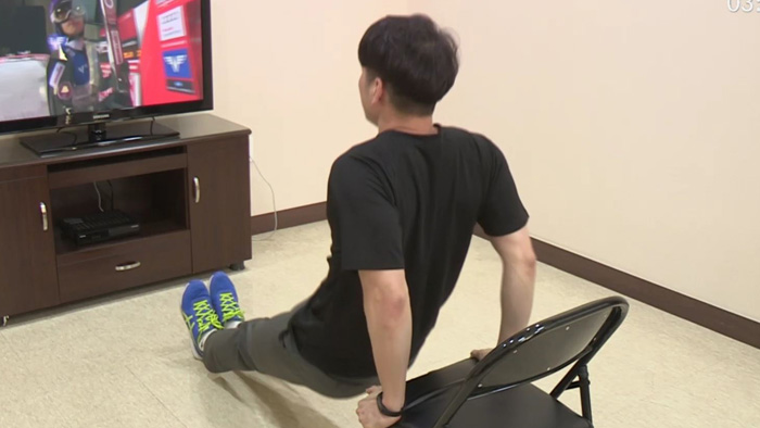 무리한 홈트레이닝에 관절 부상…"하체근육 키워야"