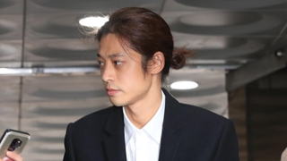 '정준영 카톡방' 폭로 잇따라…성폭행 의혹도 수사