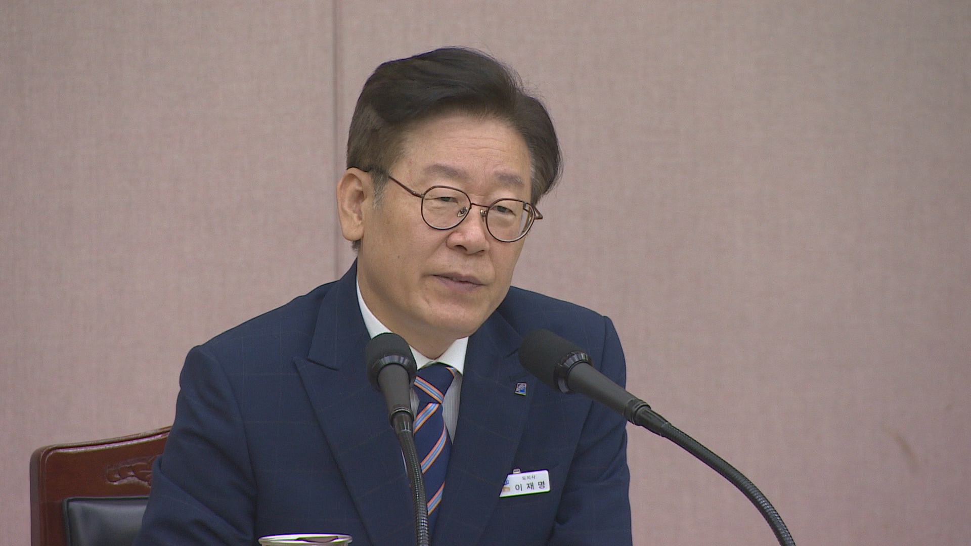 이재명 온라인카지노 주소지사 "계곡 불법음식점 등 모두 강제철거"