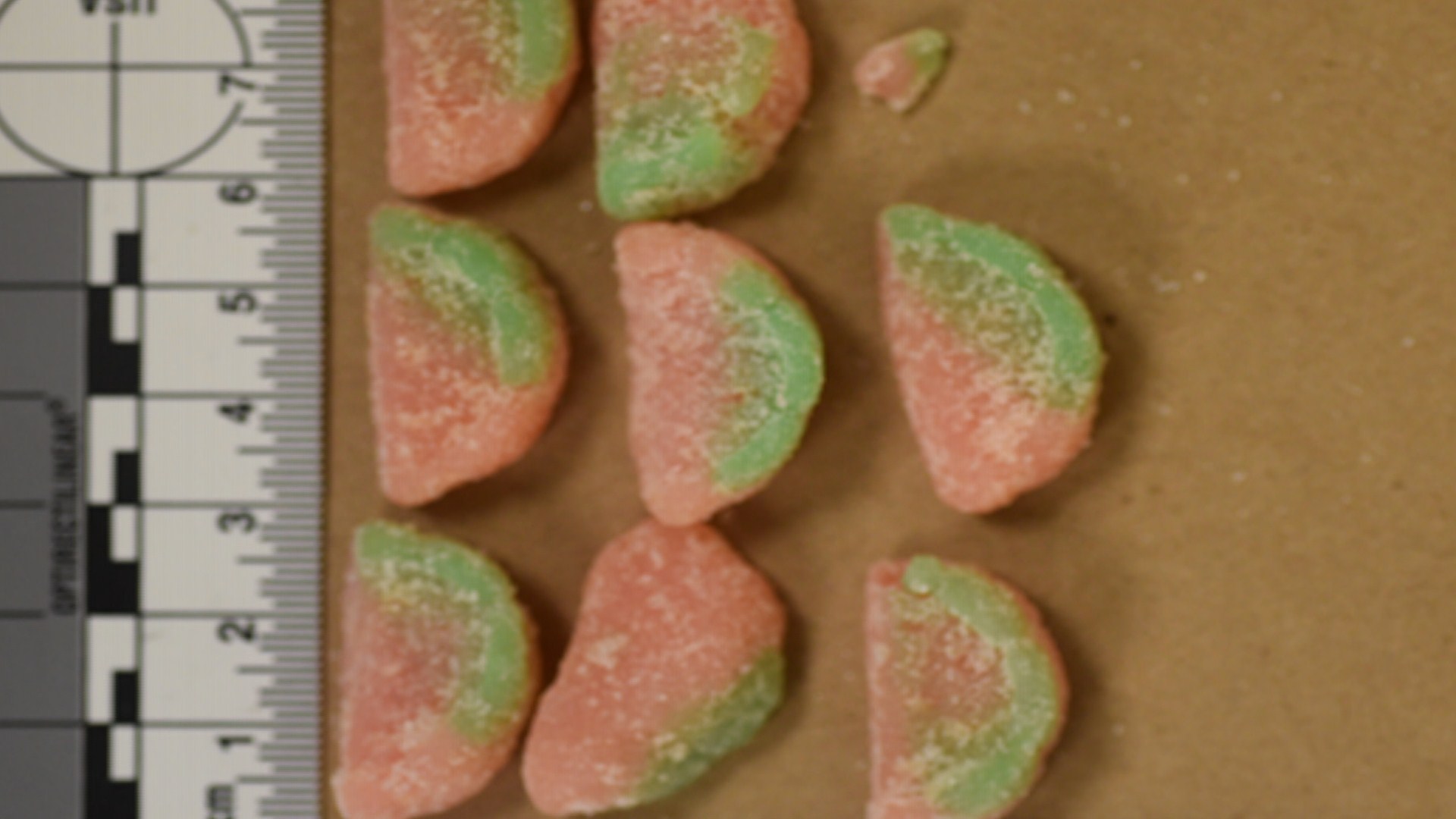 과자상자에 <em class='find'>무</em>인배송까지…외국인 마약유통도 다양화