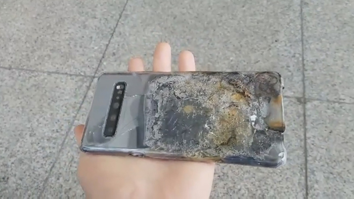 갤럭시 발화 논란 속 5G 폰 경쟁 막 오른다