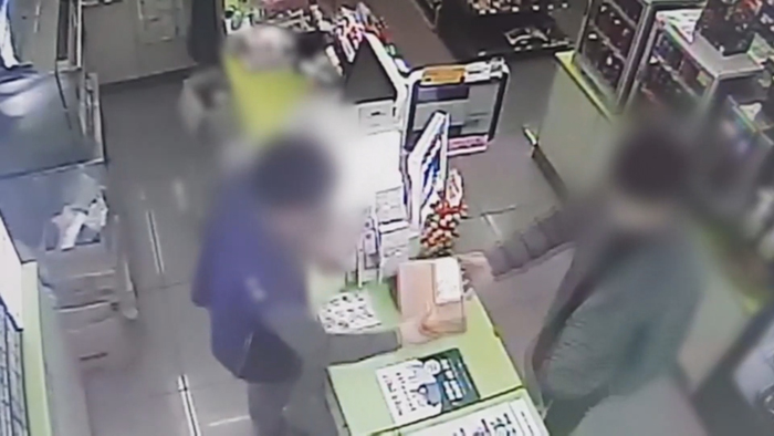 택배회사 <em class='find'온라인카지노 쿠폰 벳엔드</em 편의점 택배물품 가로챈 일당 덜미