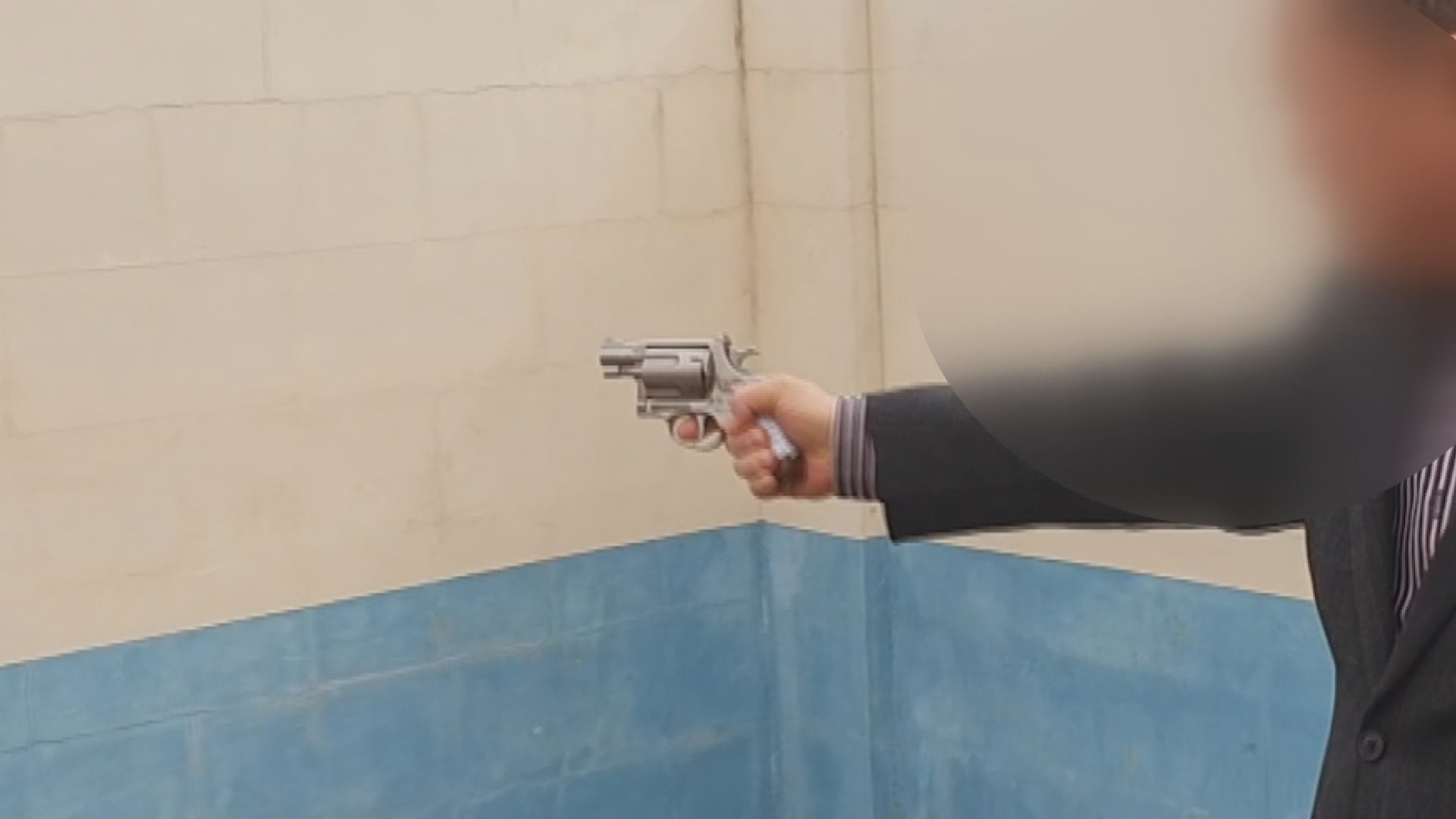 <em class='find'>강도</em> 들면 어쩌나…폐기 가스총 탄통 재판매하다 덜미