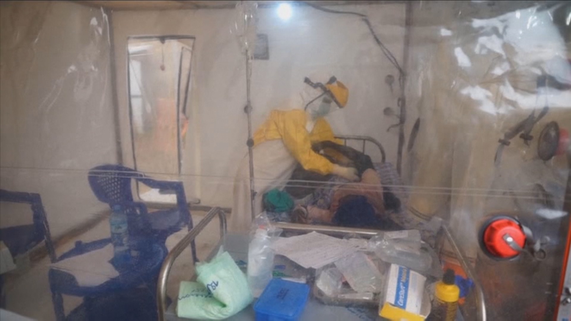 민주콩고, <em class='find'>에</em>볼라 사망자 9개월만에 1천명 육박