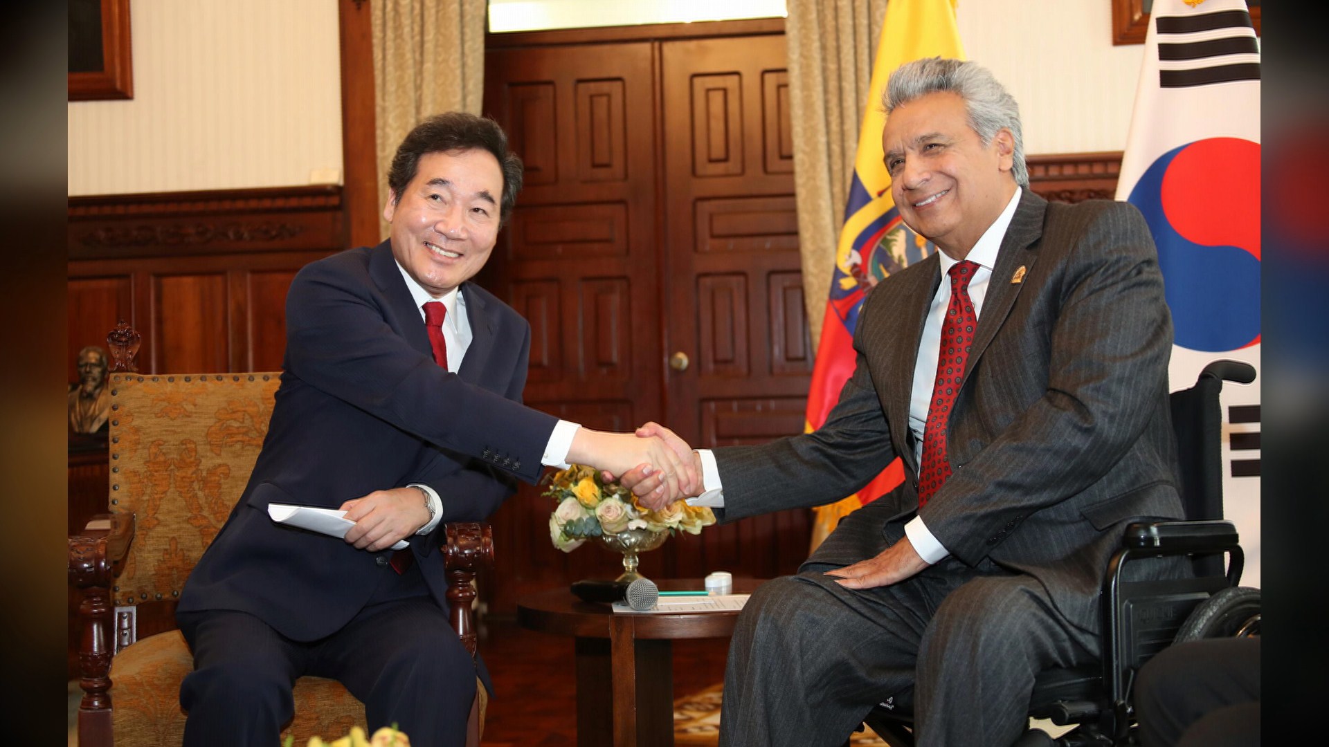 이 총리, <em class='find'>에</em>콰도르 대통령 만나 '세일즈 외교'