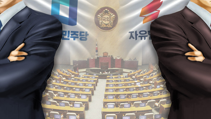 "황교안 대권투쟁" vs "문재인 정부 낙제점"