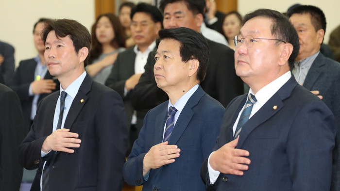 민주당 새 원내대표 선출…이인영ㆍ노웅래ㆍ김태년 3파전