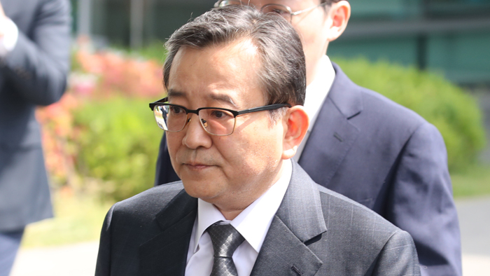 검찰, 김학의 내일 오후 1시 재소환