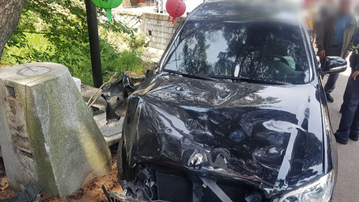 경남 양산 통도사 입구 <em class='find'>차량</em> 돌진…1명 사망ㆍ12명 부상