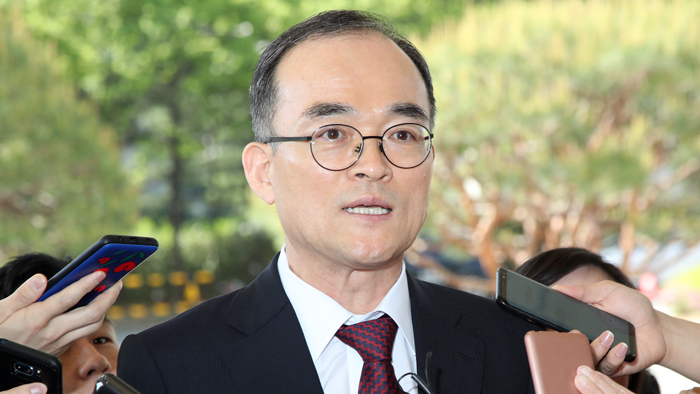 검찰총장 "박상기 <em class='find'>장관</em>, 검찰 입장 수용은 아냐"