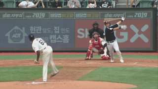 [온라인카지노 조작 유니벳야구] SK, 홈런 난타전 끝에 LG 제압…최정, 결승 투런포