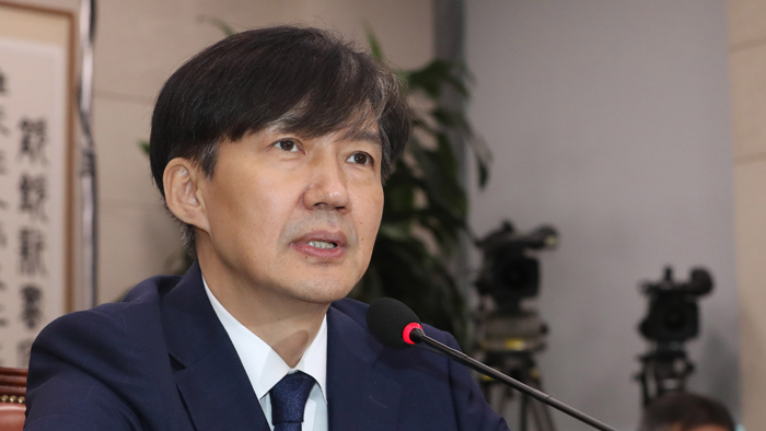 동양대 표창장 진위공방…'조국-총장 통화' 설전