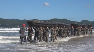 해병대에 울린 기합소리…국내 온라인카지노대표팀 극기훈련